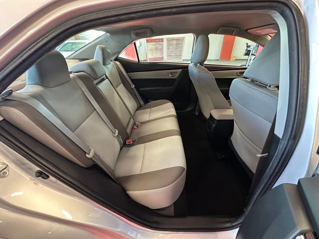 Used 2018 Toyota Corolla LE image 15