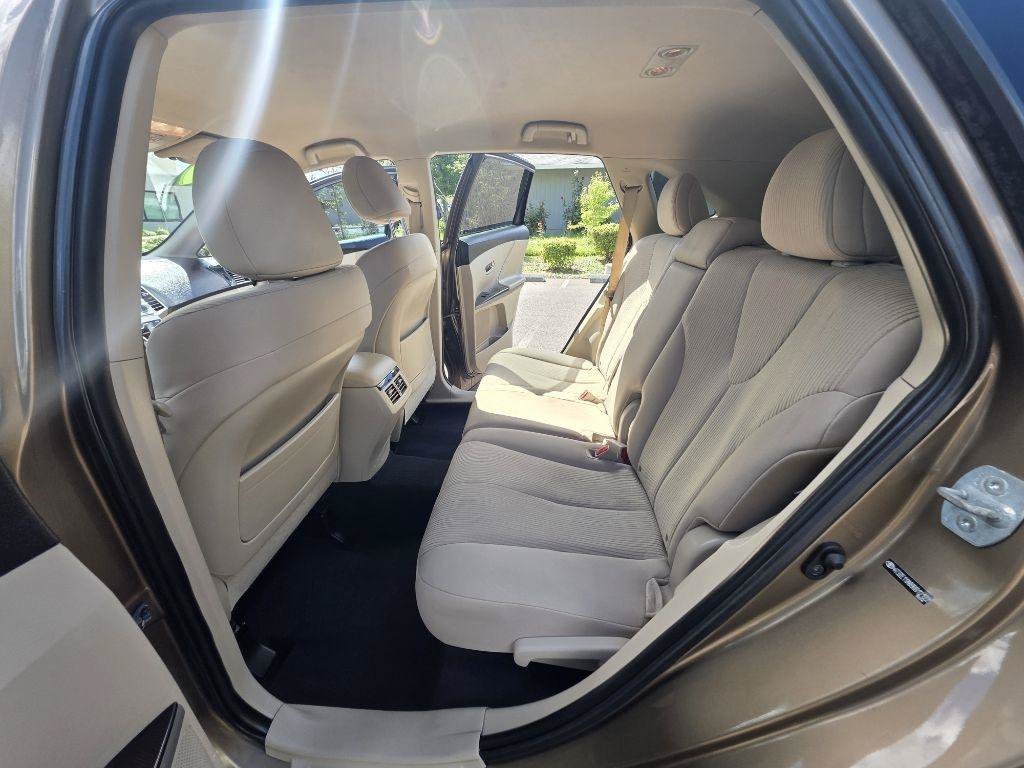 Used 2009 Toyota Venza FWD image 17