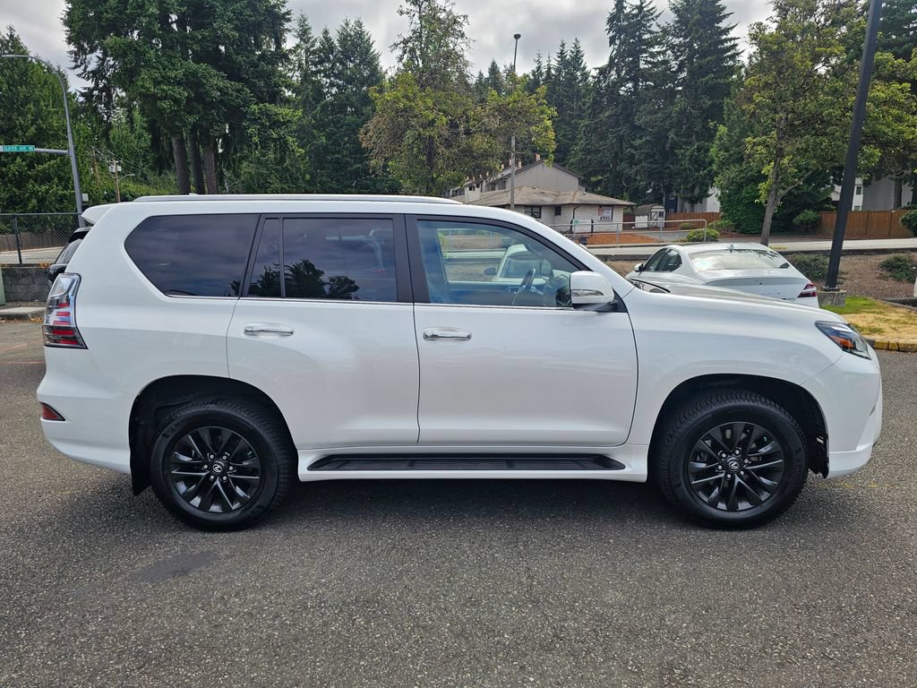 Used 2021 Lexus GX 460 Premium w/ Premium Package AWD/4WD image 4
