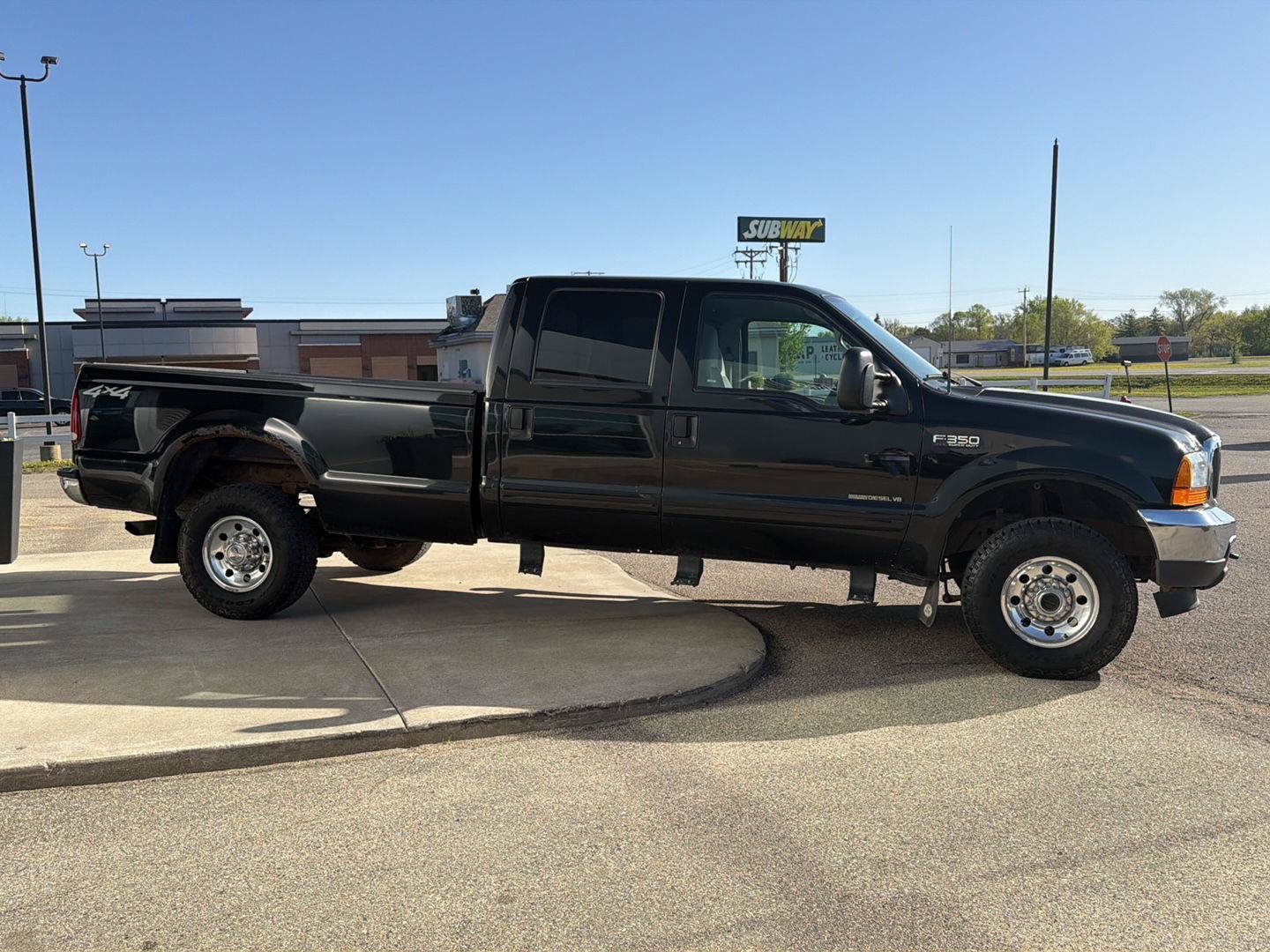 Used 2001 Ford F350 Lariat AWD/4WD image 6