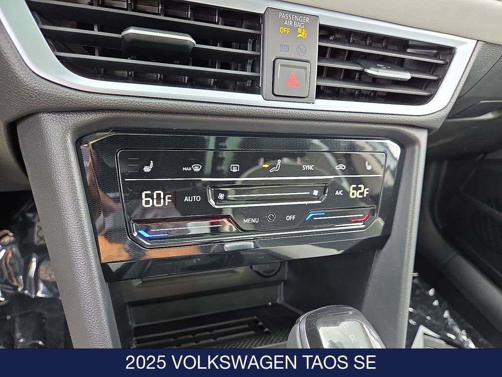 New 2025 Volkswagen Taos SE image 11