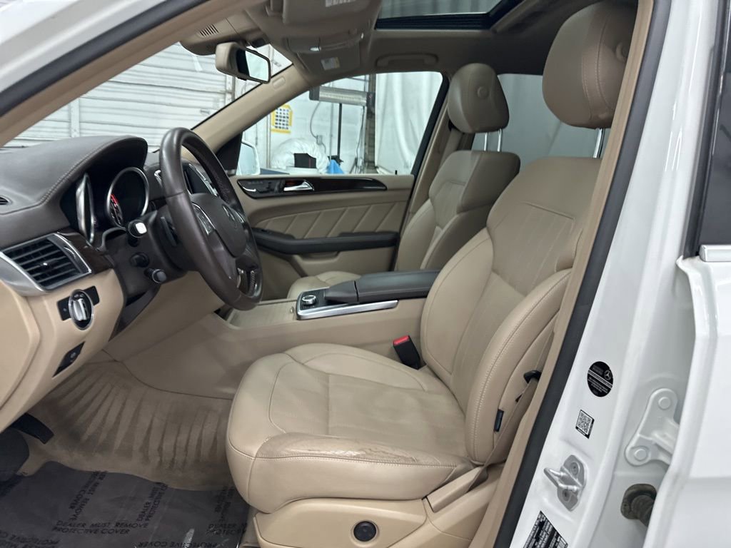 Certified 2016 Mercedes-Benz GL 450 4MATIC image 19