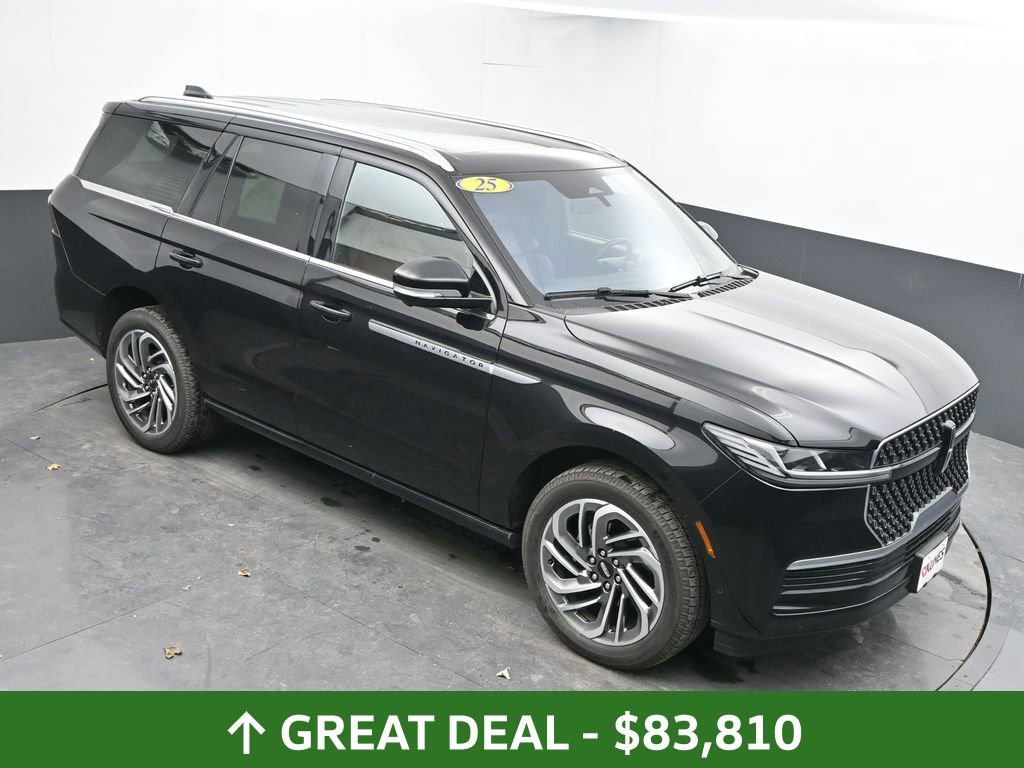 Used 2025 Lincoln Navigator Reserve AWD/4WD image 41