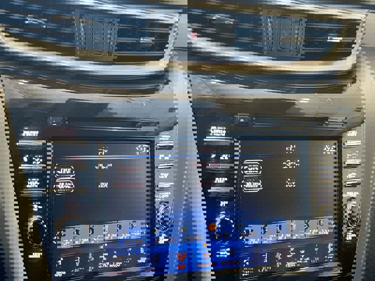 Used 2023 Nissan Murano SV image 16