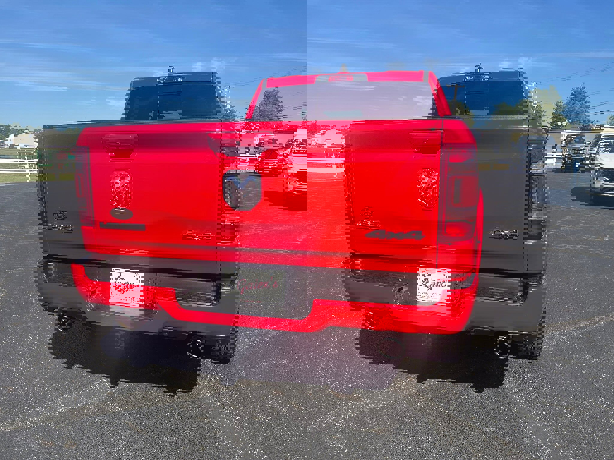 Used 2021 RAM 1500 Laramie w/ Sport Appearance Package image 11