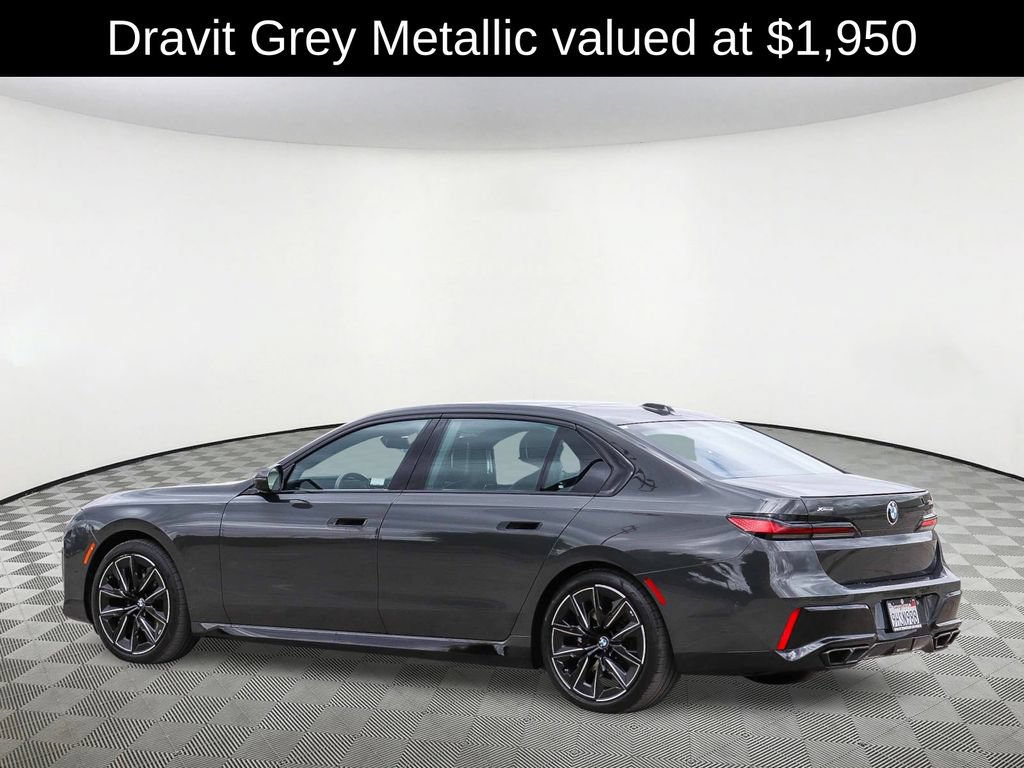 Used 2023 BMW 760i xDrive w/ Luxury Rear Seating Package AWD/4WD image 8