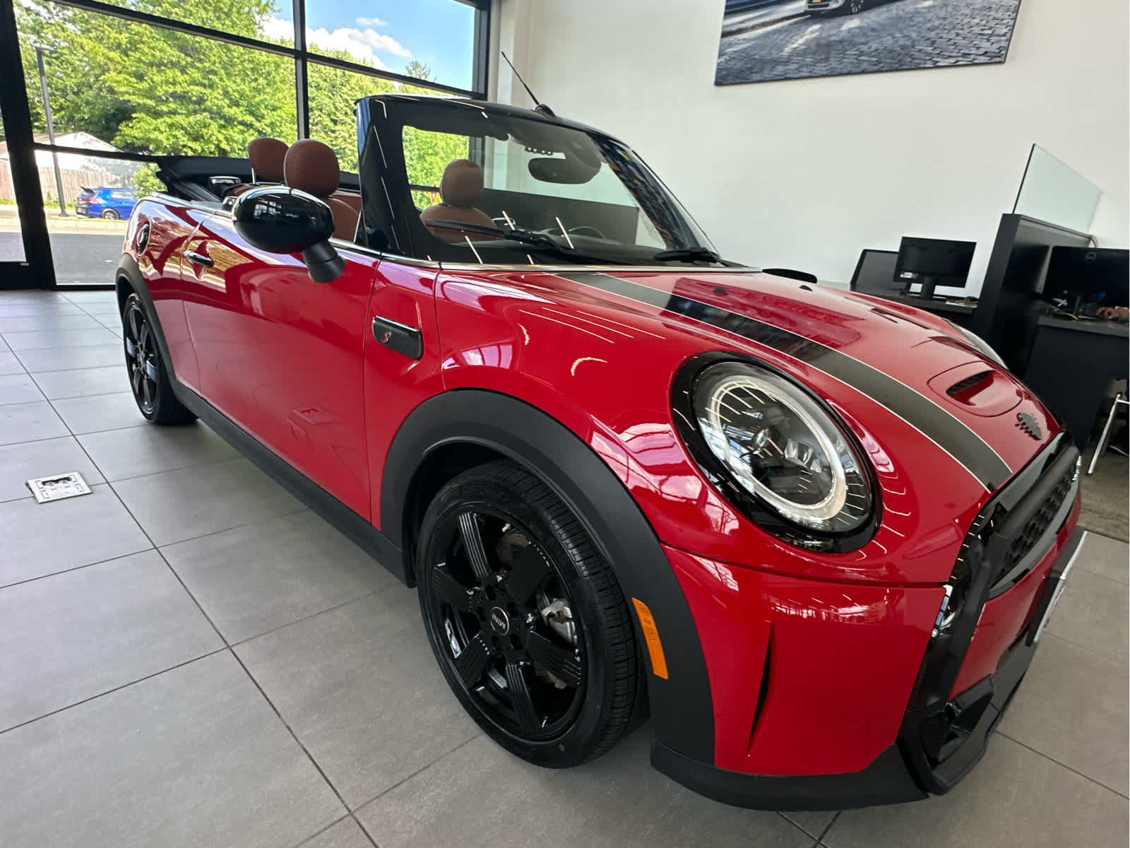 Certified 2023 MINI Cooper S w/ Signature Upholstery Package FWD image 3