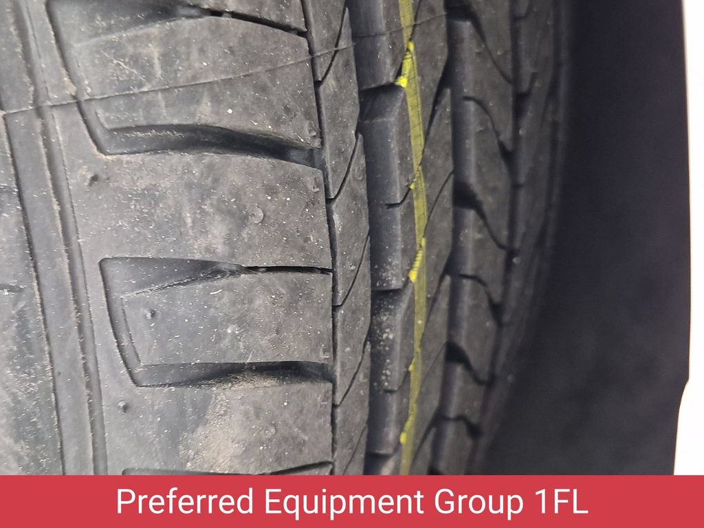 Certified 2025 Chevrolet Malibu LS FWD image 12