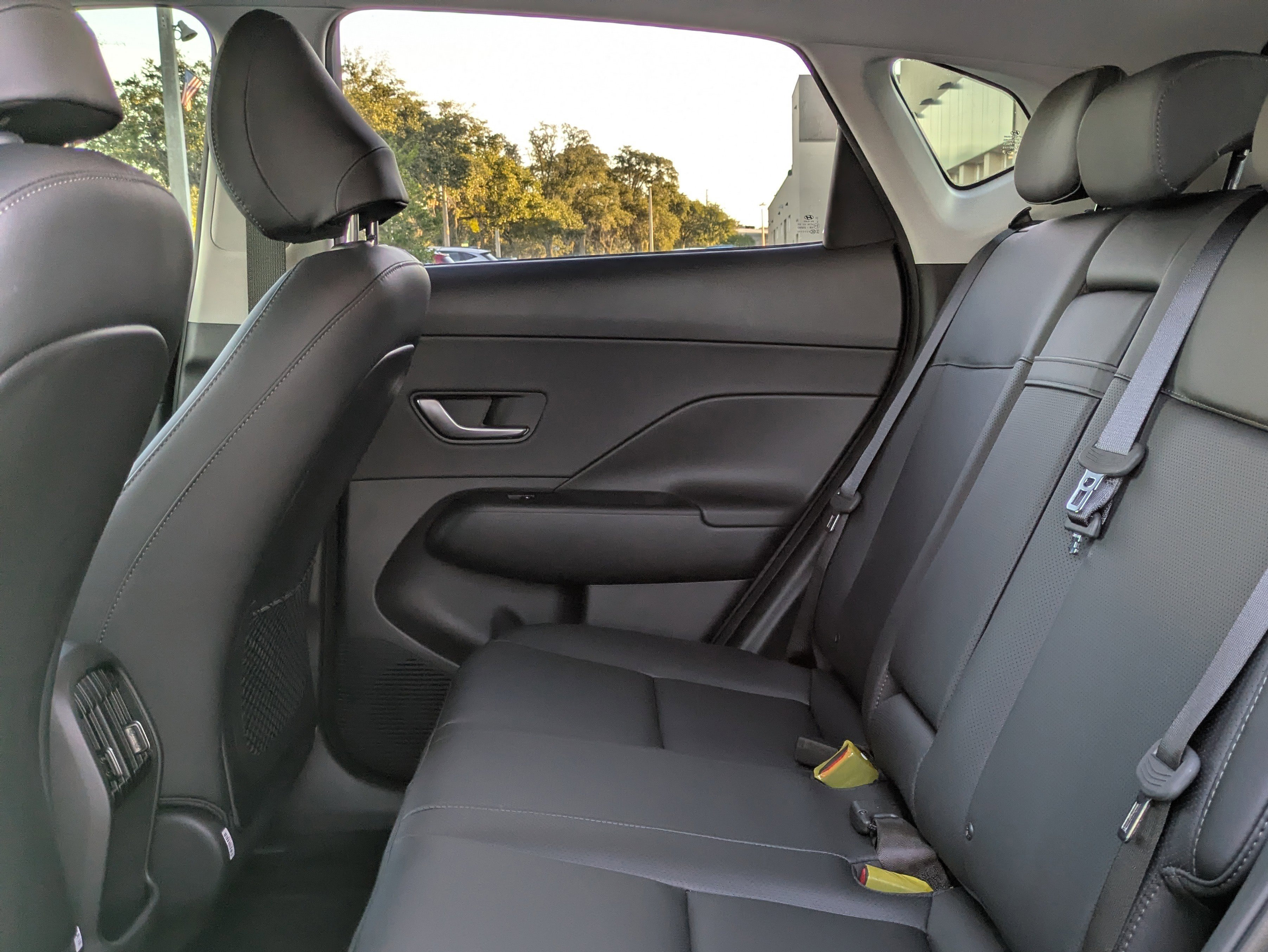 New 2026 Hyundai Kona SEL Premium image 18