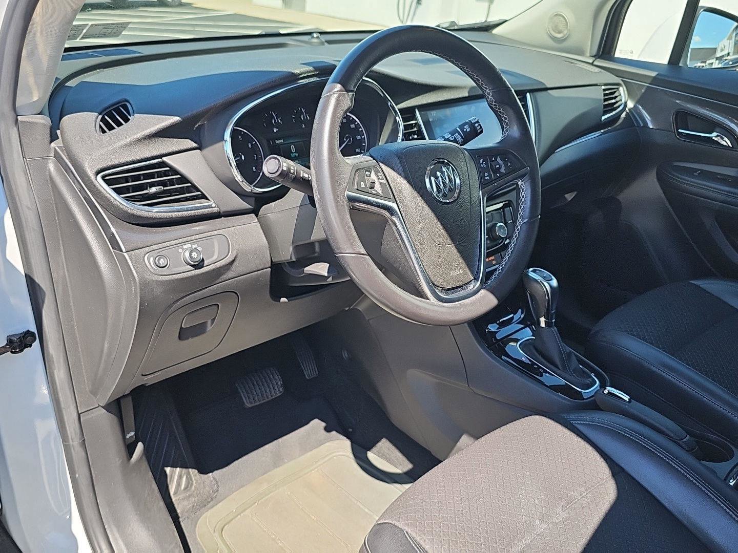 Used 2018 Buick Encore Preferred FWD image 7