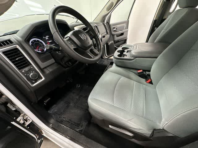Used 2019 RAM 1500 Classic SLT RWD image 13