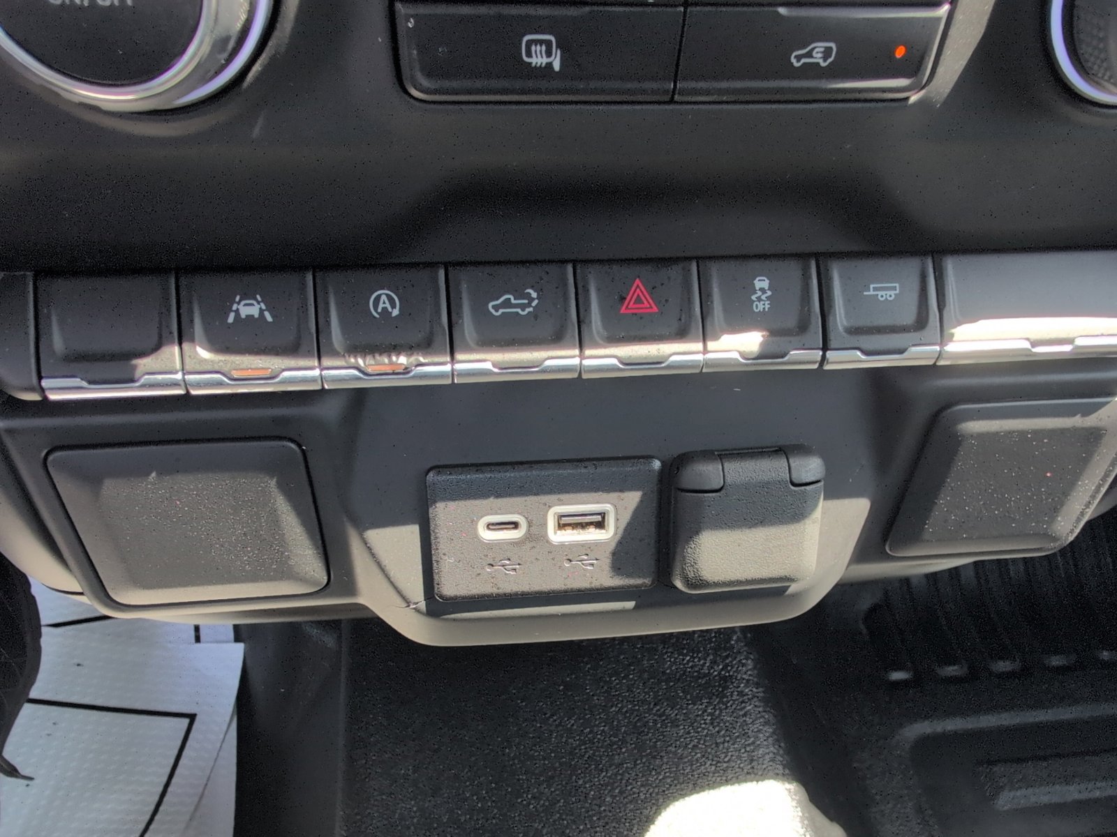 Used 2025 Chevrolet Silverado 1500 W/T RWD image 22