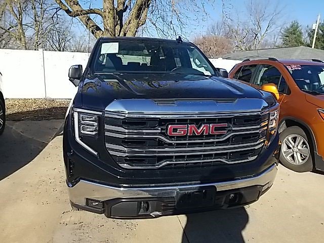 Certified 2025 GMC Sierra 1500 SLT image 12