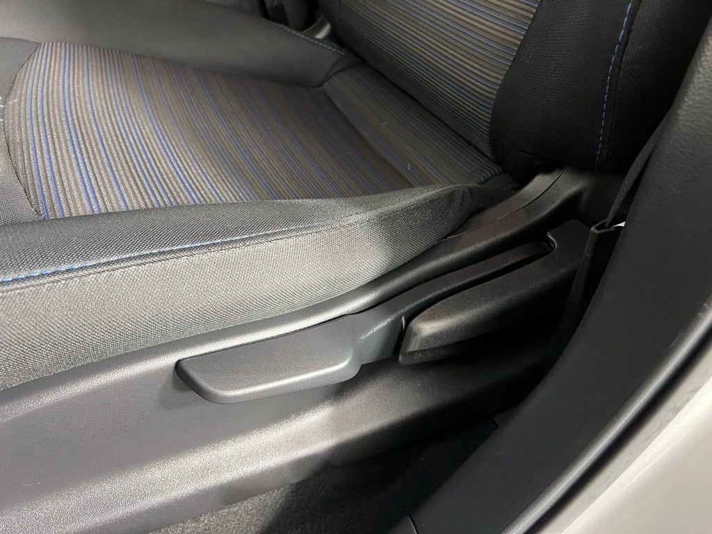 Used 2023 Nissan Leaf S image 21