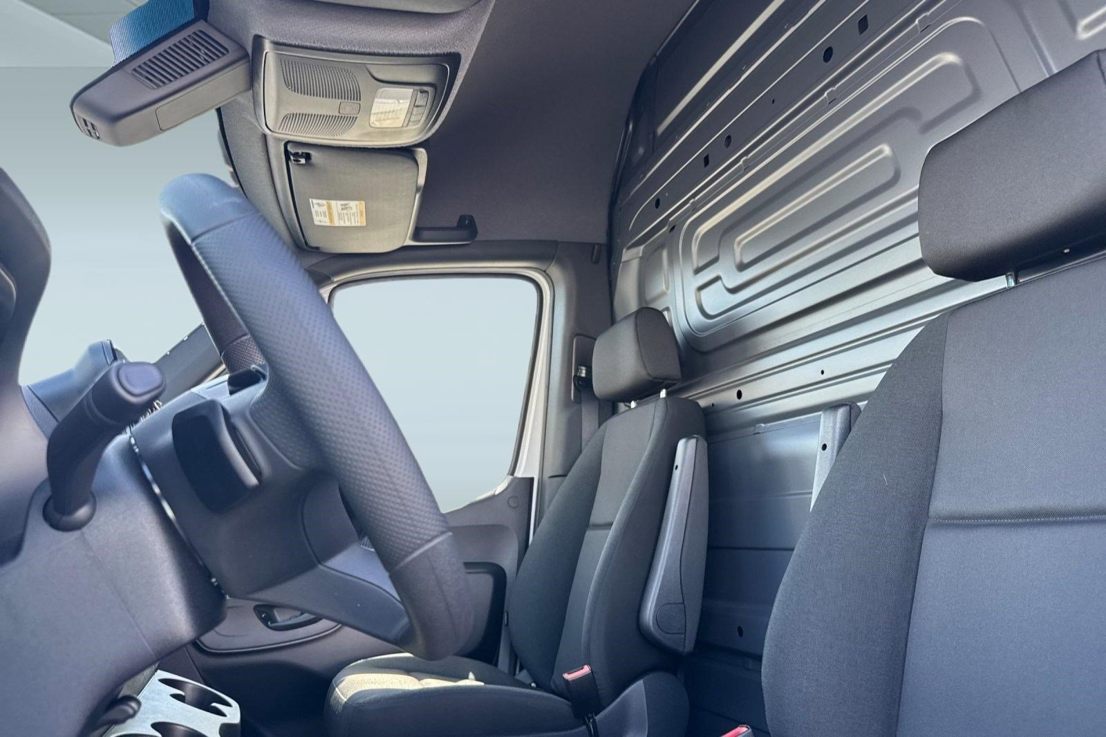 New 2026 Mercedes-Benz Sprinter 2500 image 18