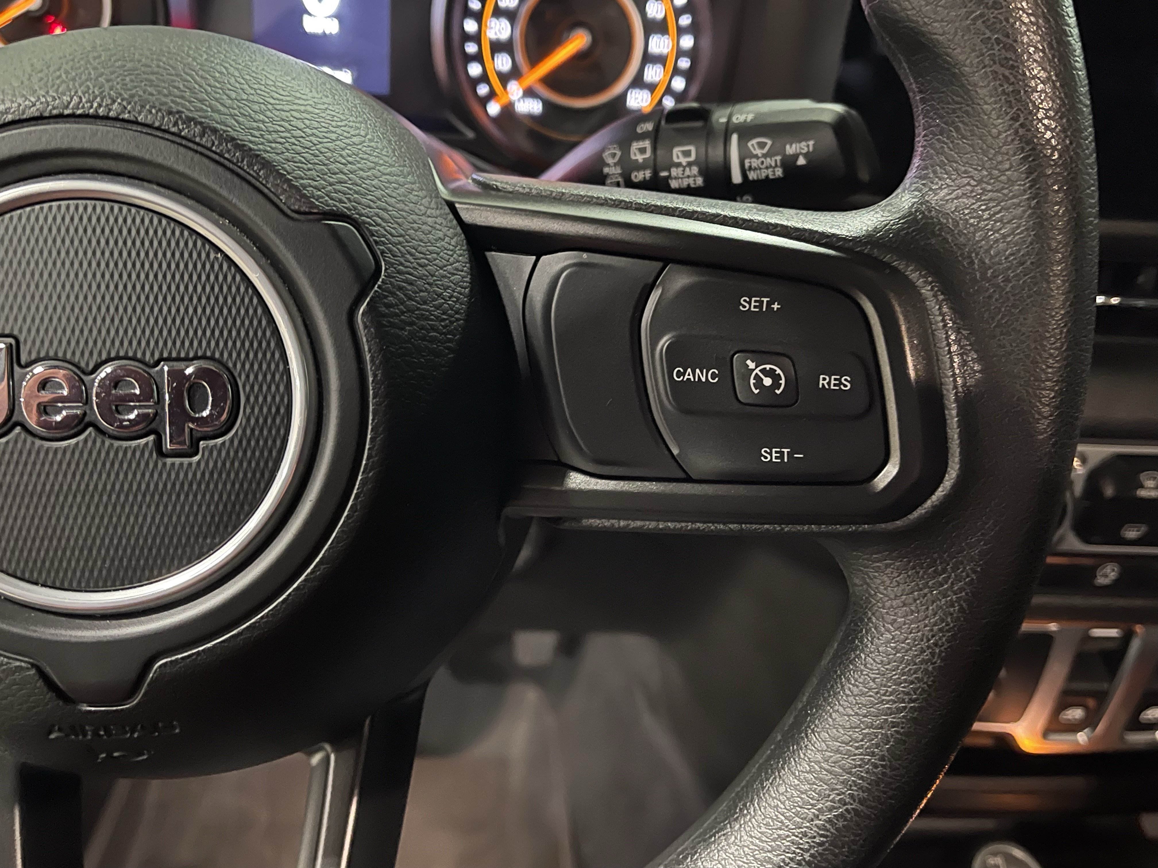 Certified 2025 Jeep Wrangler Sport AWD/4WD image 19