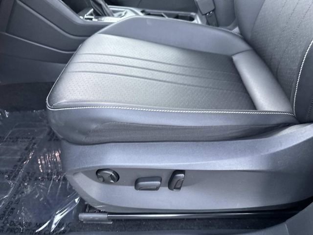 Certified 2023 Volkswagen Tiguan SE w/ Panoramic Sunroof Package image 14