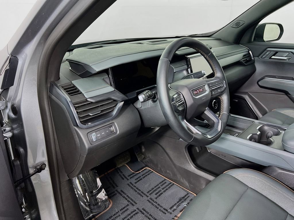 Certified 2024 GMC Acadia AT4 w/ Luxury Package AWD/4WD image 8