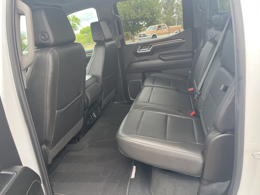 Certified 2025 GMC Sierra 1500 SLT AWD/4WD image 7