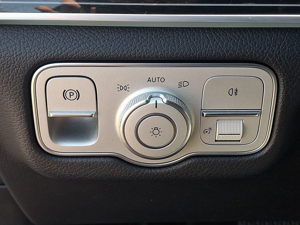 Used 2024 Mercedes-Benz GLE 350 4MATIC image 24