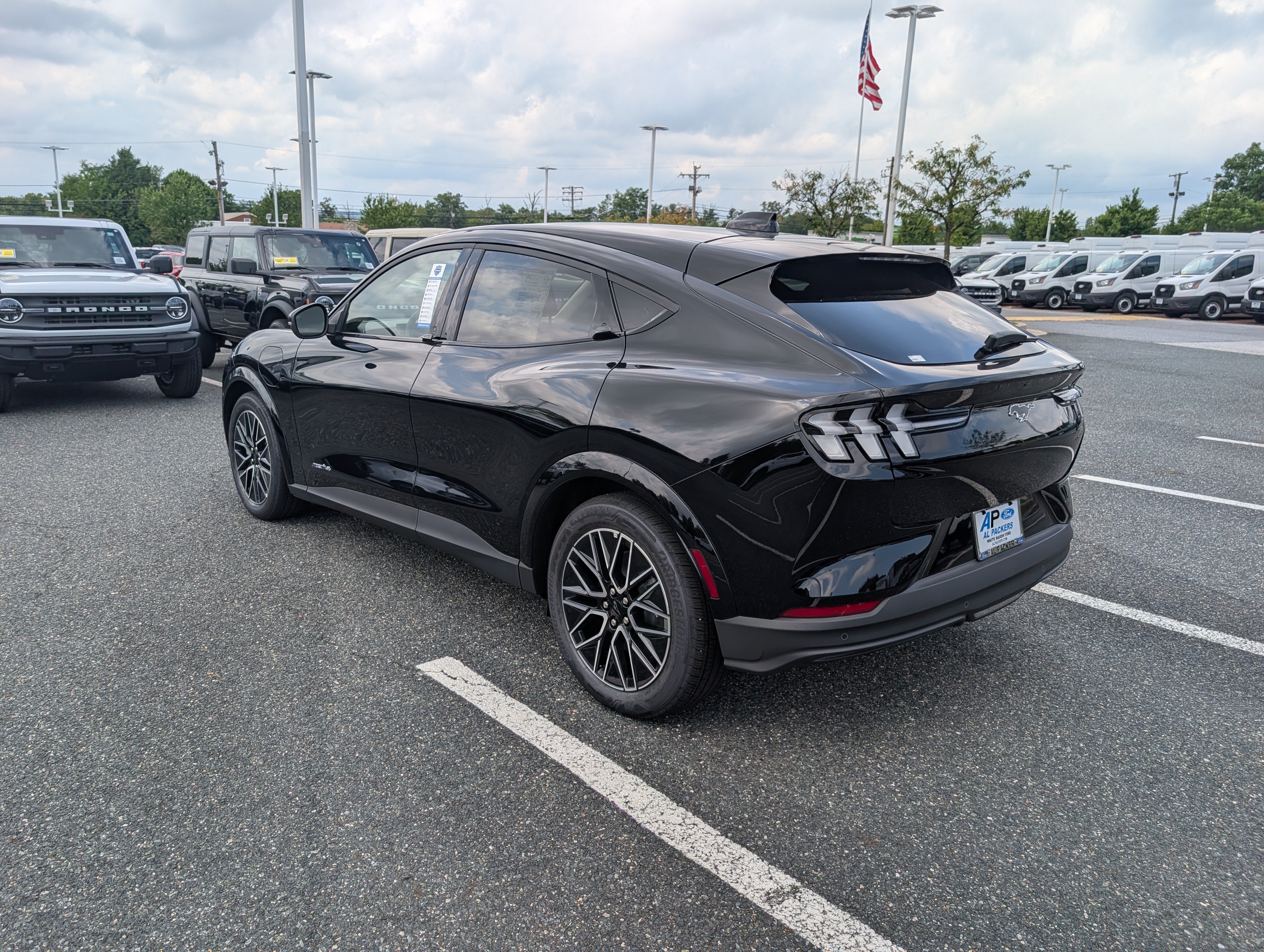 New 2026 Ford Mustang Mach-E Premium AWD/4WD image 3