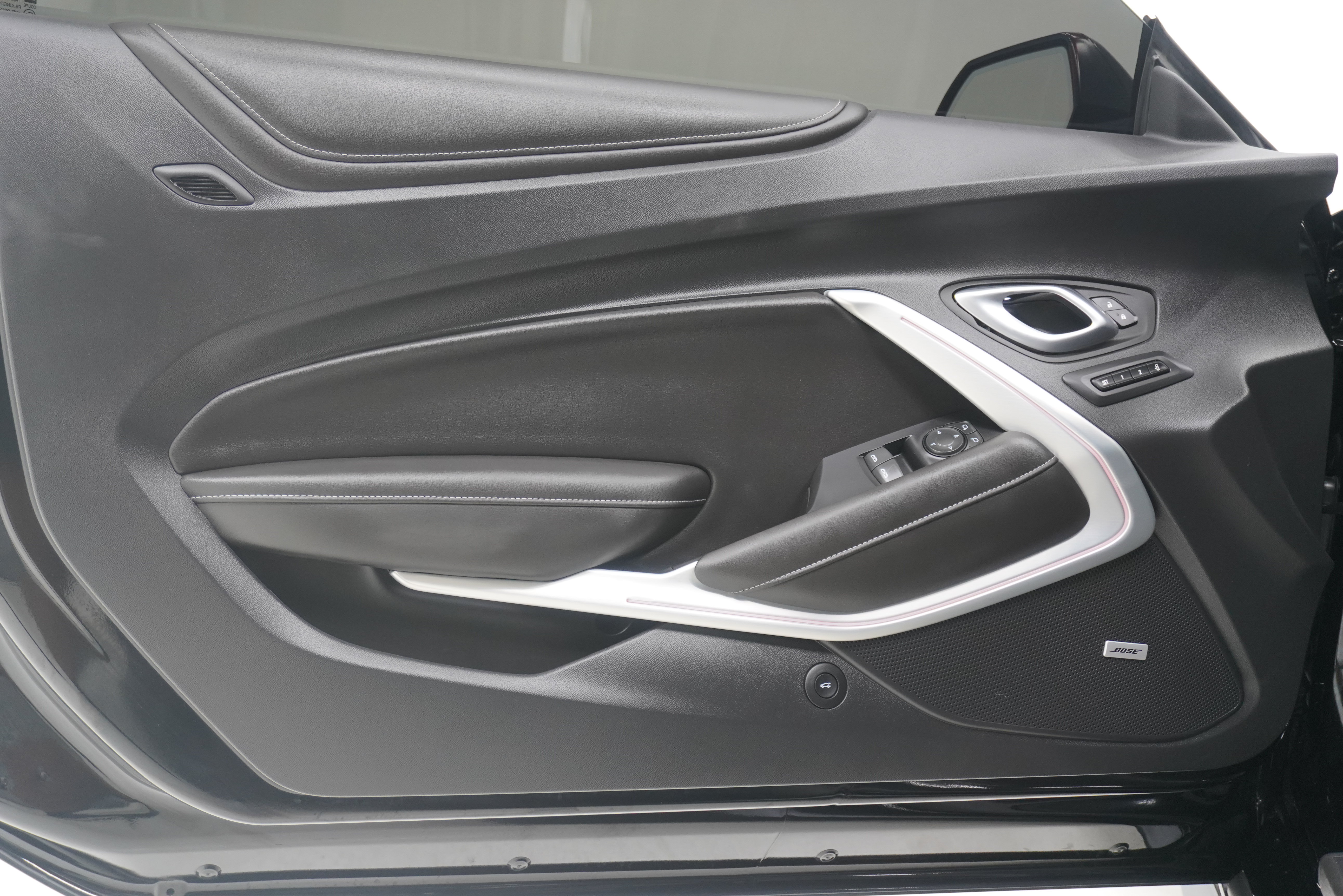 Used 2022 Chevrolet Camaro SS RWD image 14