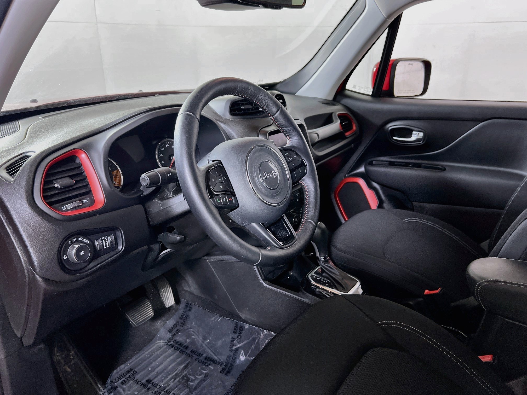 Used 2022 Jeep Renegade Latitude w/ Convenience Group AWD/4WD image 9