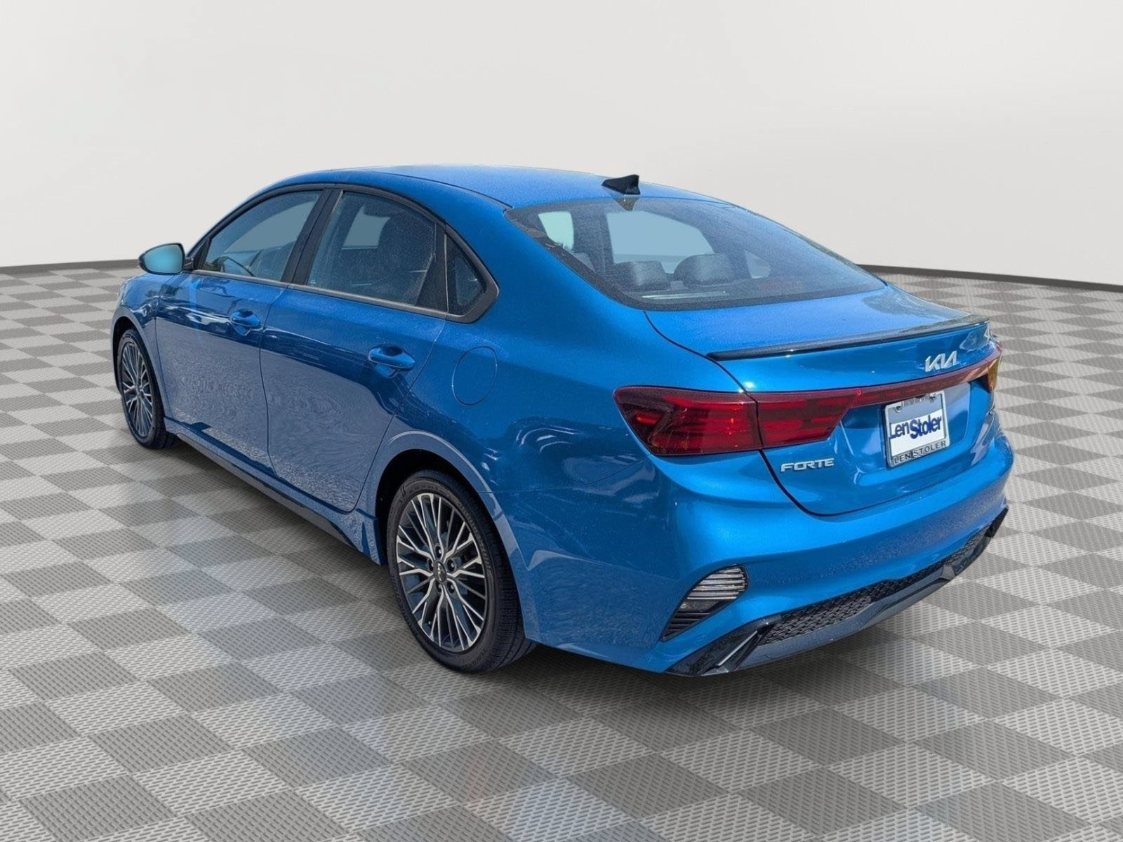 Used 2022 Kia Forte GT-Line w/ GT-Line Technology Package FWD image 3