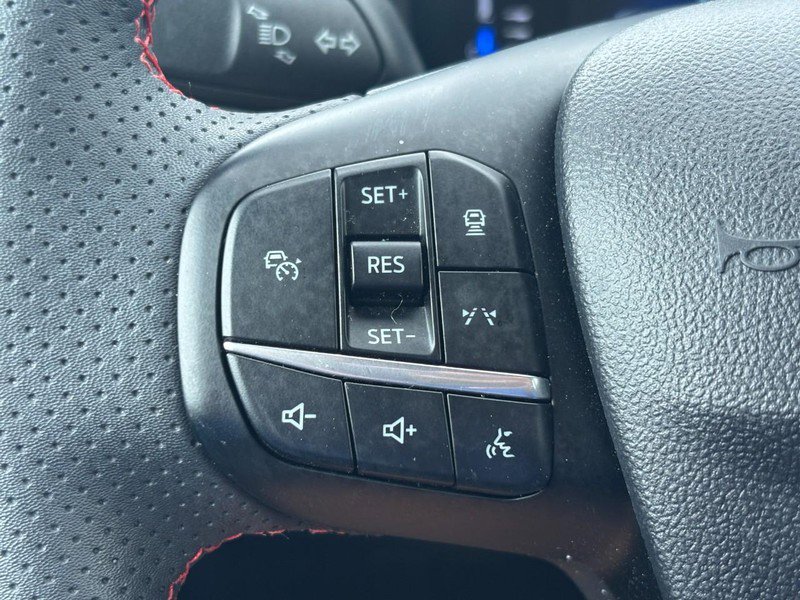 Used 2023 Ford Escape ST-Line w/ Tech Pack #1 AWD/4WD image 18