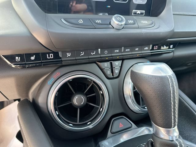 Used 2017 Chevrolet Camaro LT RWD image 39