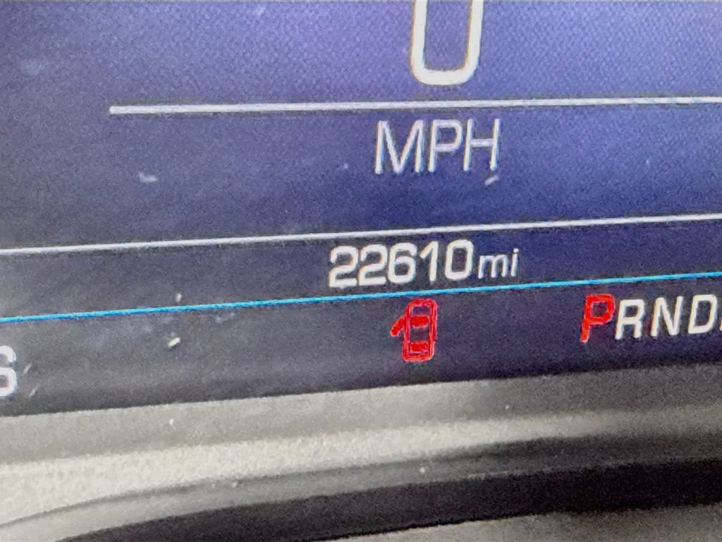 Used 2019 Chevrolet Camaro LT RWD image 4