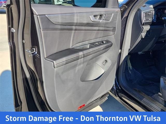 New 2026 Volkswagen Atlas Cross Sport SE image 11