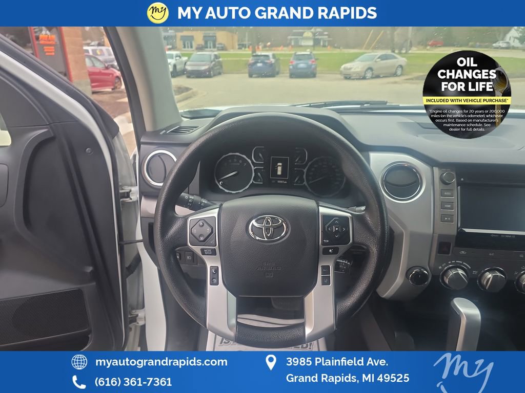 Used 2018 Toyota Tundra SR5 AWD/4WD image 13