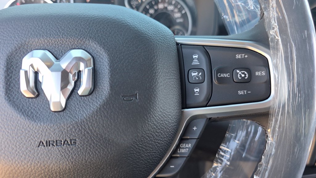 New 2026 RAM 3500 Big Horn AWD/4WD image 29