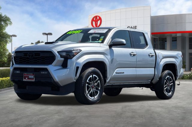 Certified 2024 Toyota Tacoma TRD Sport w/ TRD Sport Upgrade Package AWD/4WD image 10