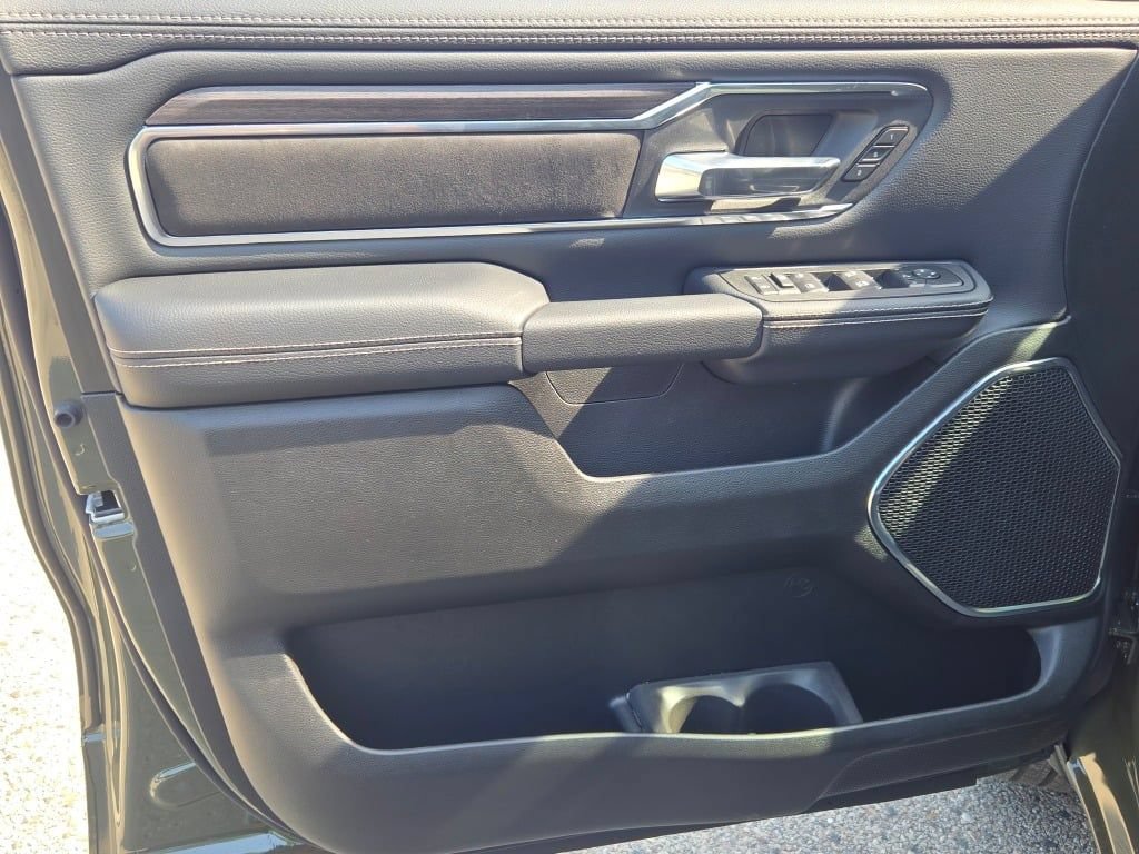 New 2027 RAM 1500 Laramie w/ Night Edition AWD/4WD image 29