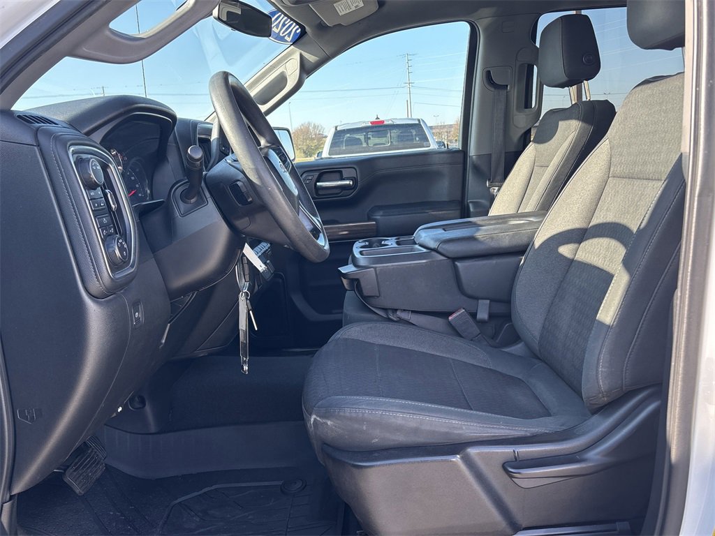 Used 2020 Chevrolet Silverado 1500 LT image 10