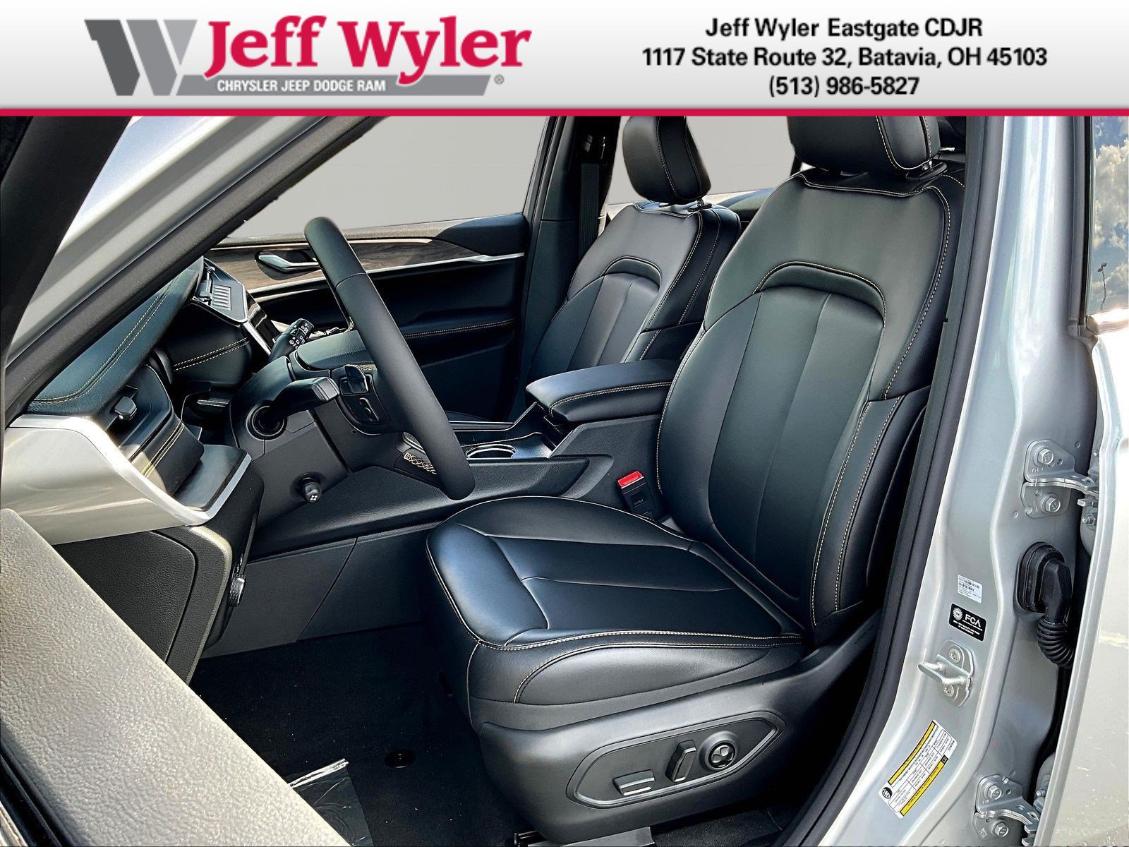 New 2026 Jeep Grand Cherokee Limited AWD/4WD image 17