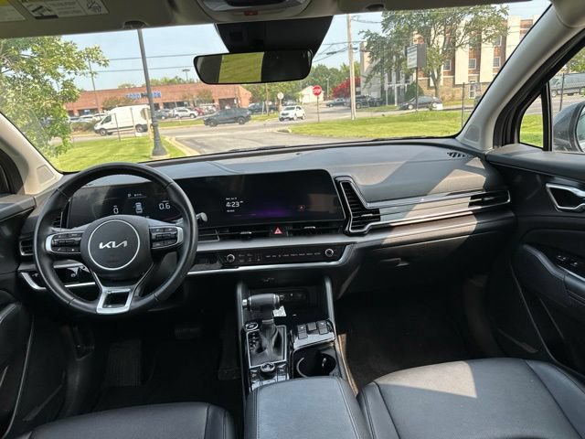 Certified 2024 Kia Sportage EX AWD/4WD image 3