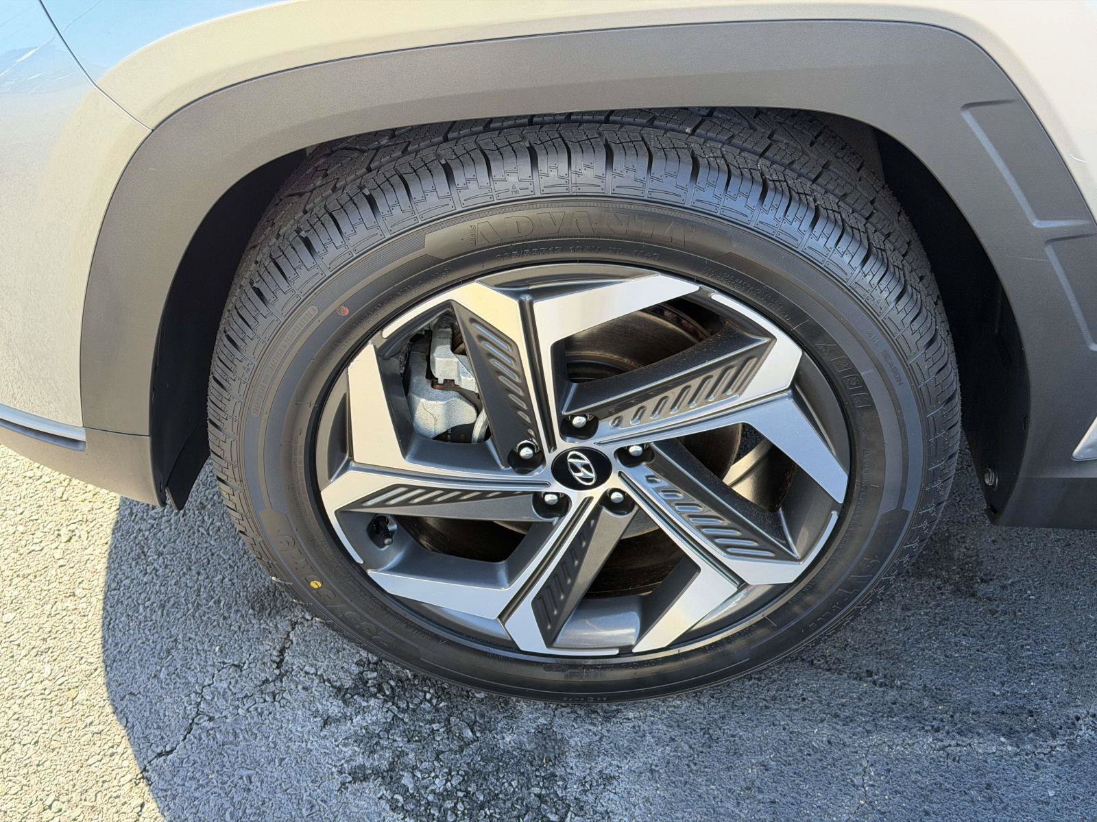 Used 2022 Hyundai Tucson SEL w/ Convenience Package FWD image 5
