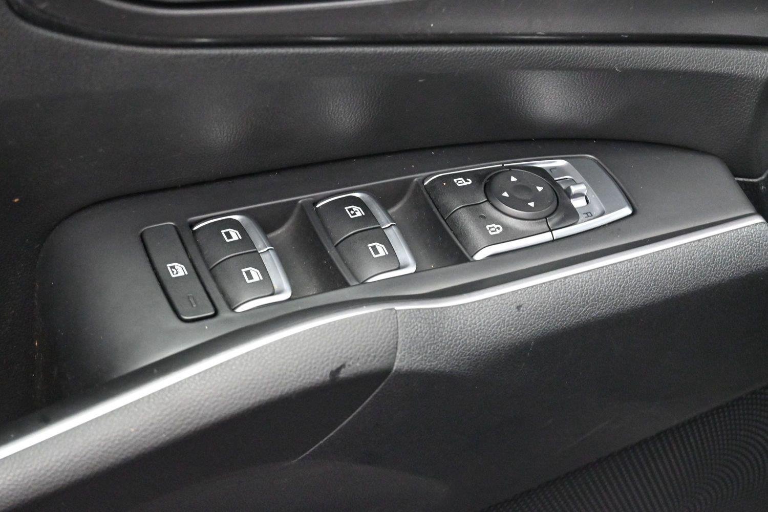 Used 2022 Kia Sorento LX FWD image 11