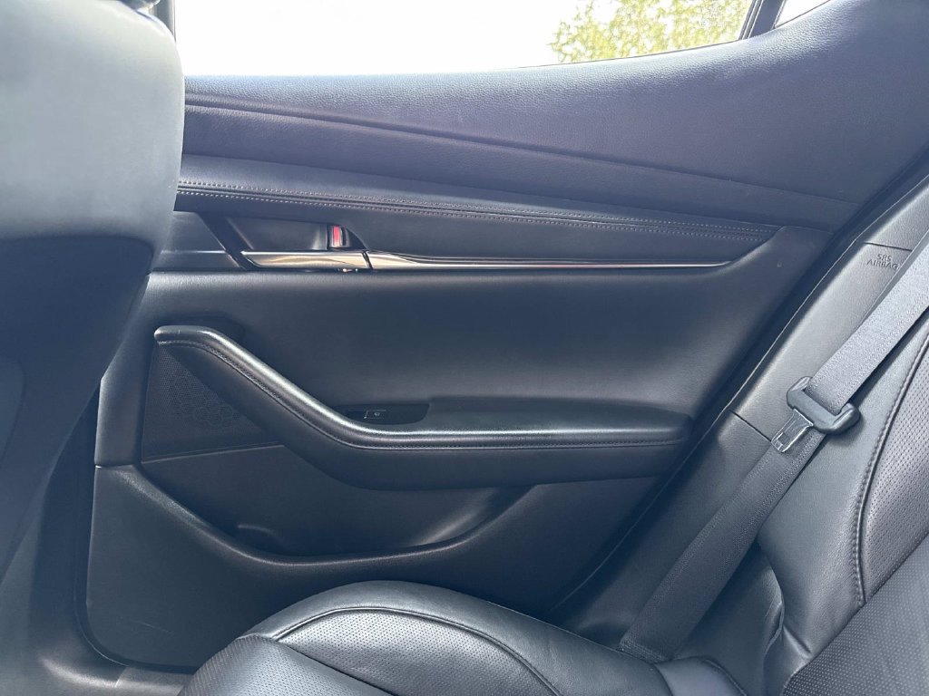 Used 2023 MAZDA MAZDA3 s AWD/4WD image 16