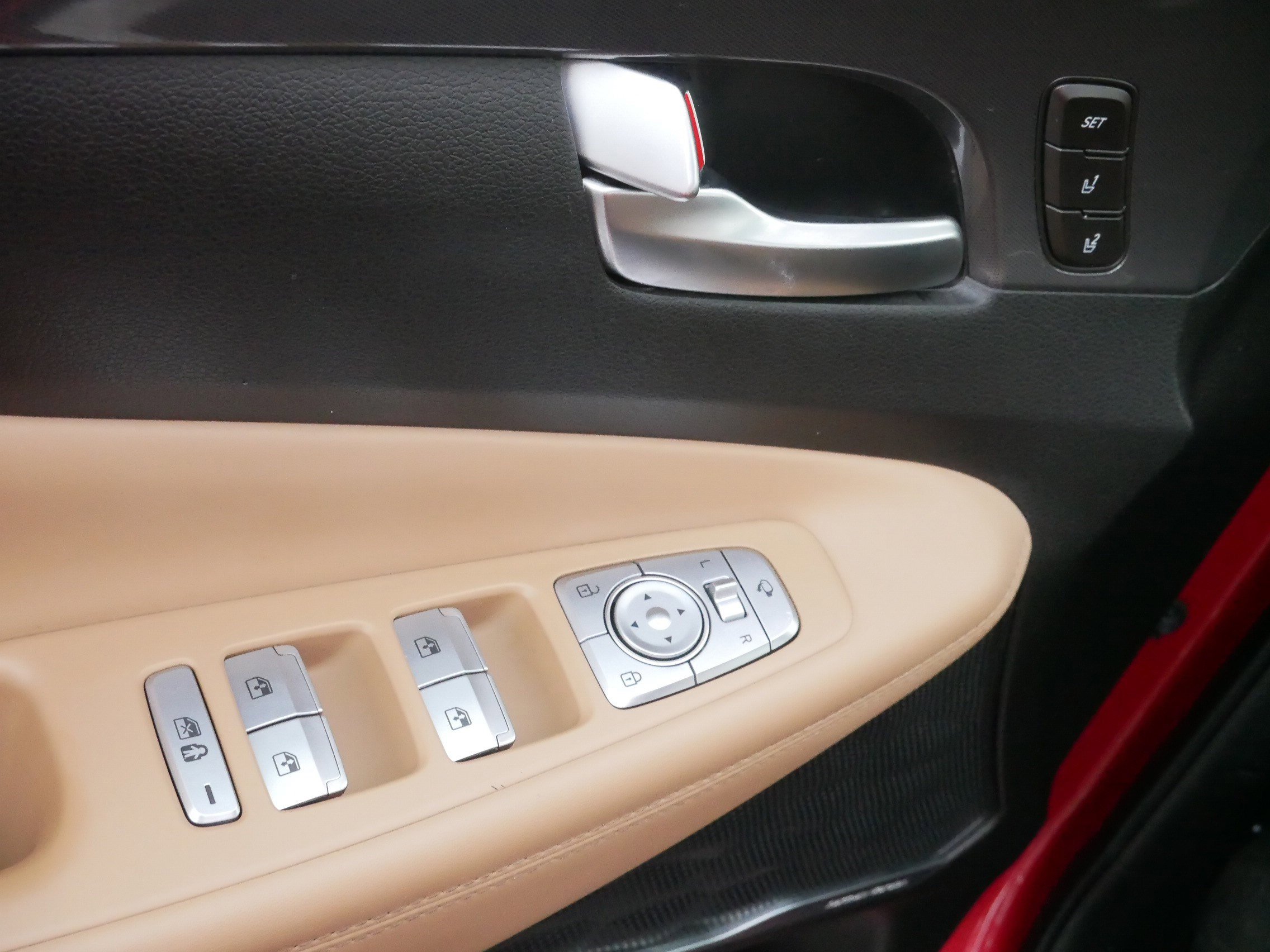 Used 2021 Hyundai Santa Fe Calligraphy image 19