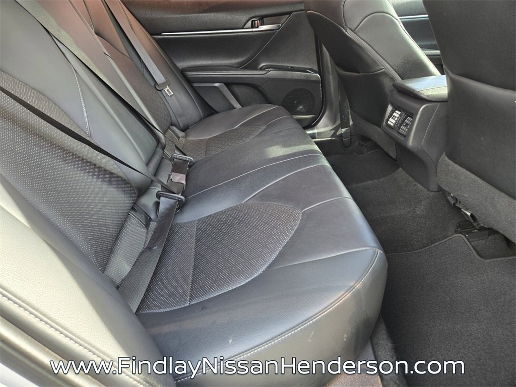 Used 2020 Toyota Camry XSE image 15