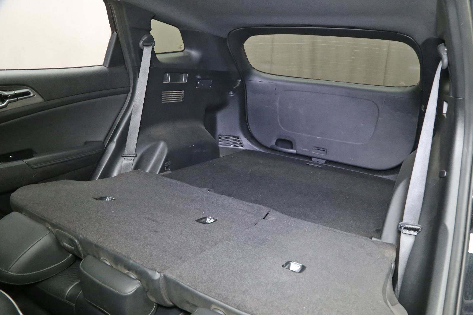 Used 2023 Kia Sportage X-Line w/ X-Line Premium Package image 15