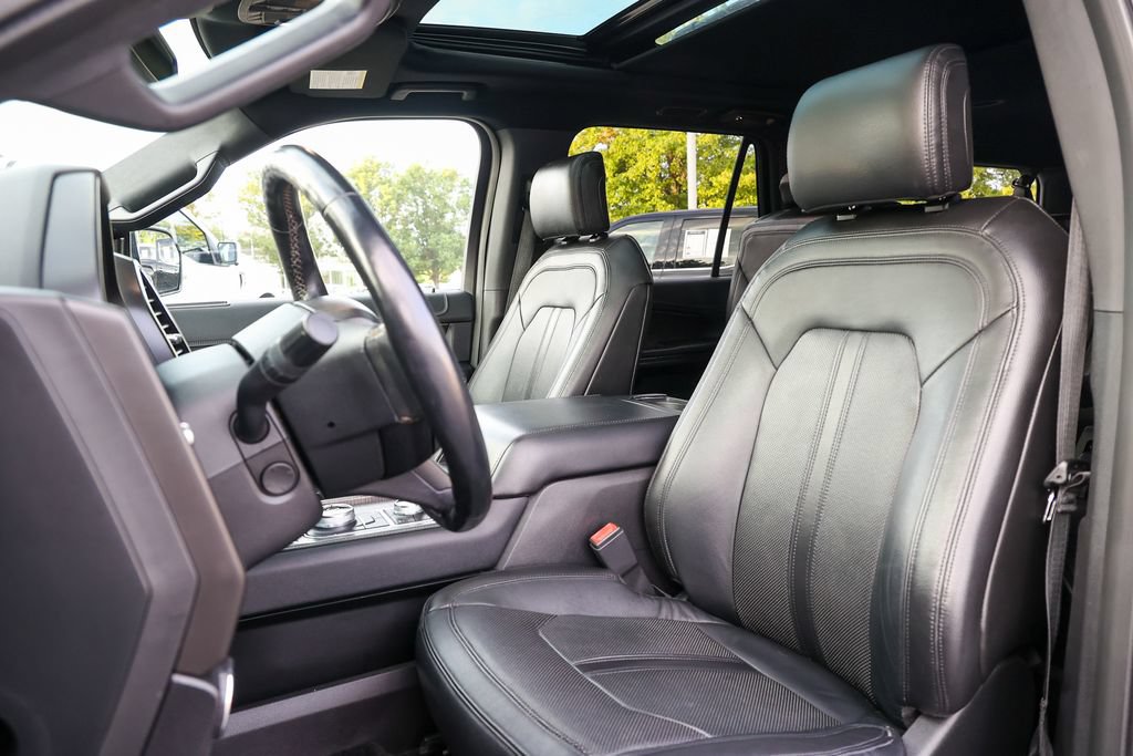 Used 2018 Ford Expedition Max Limited w/ Equipment Group 301A AWD/4WD image 36
