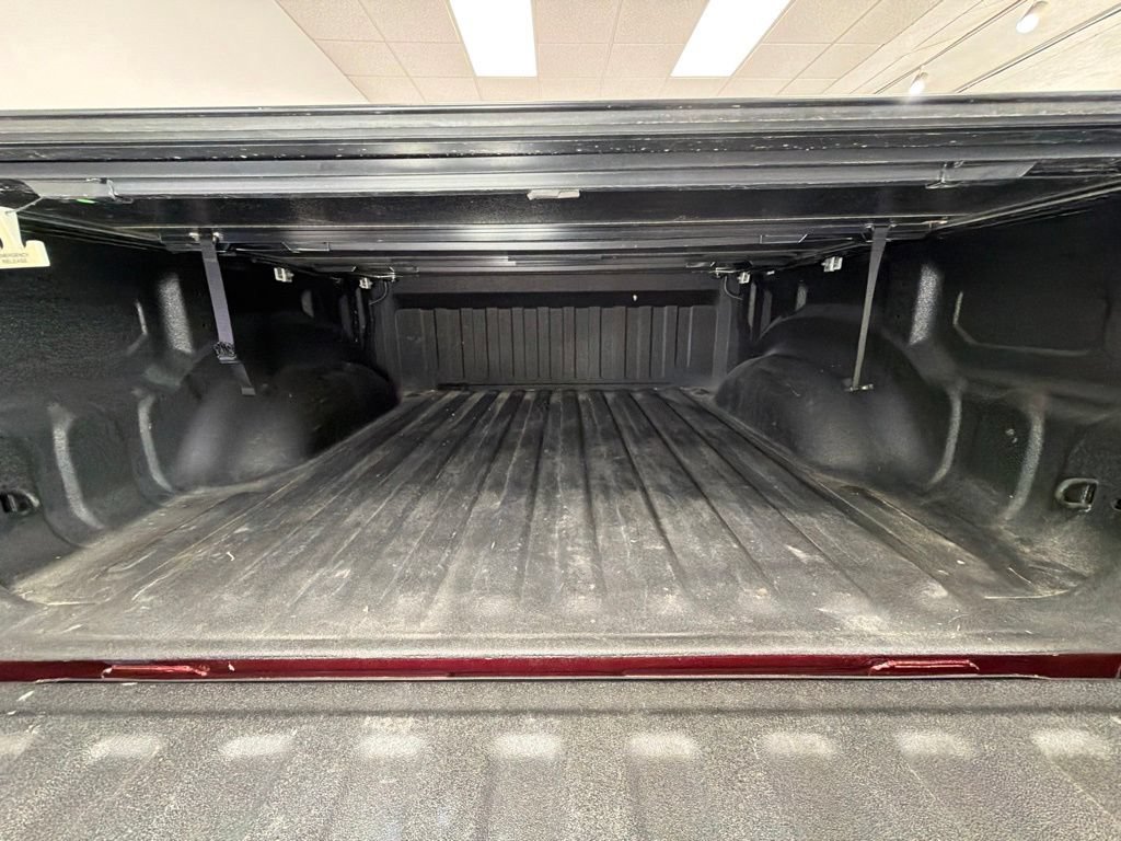 Used 2022 RAM 1500 Limited w/ Body-Colour Bumper Group AWD/4WD image 7