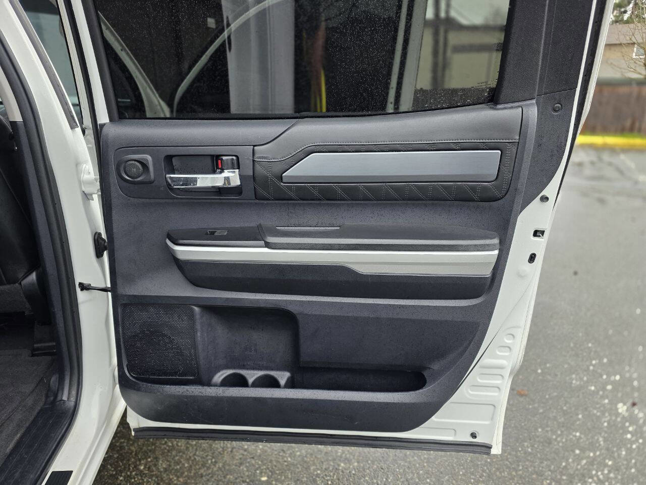 Used 2015 Toyota Tundra Platinum image 48