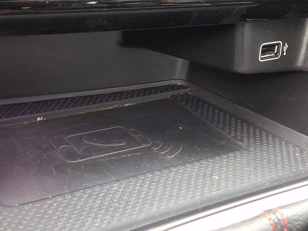 Used 2020 Volkswagen Jetta GLI image 24