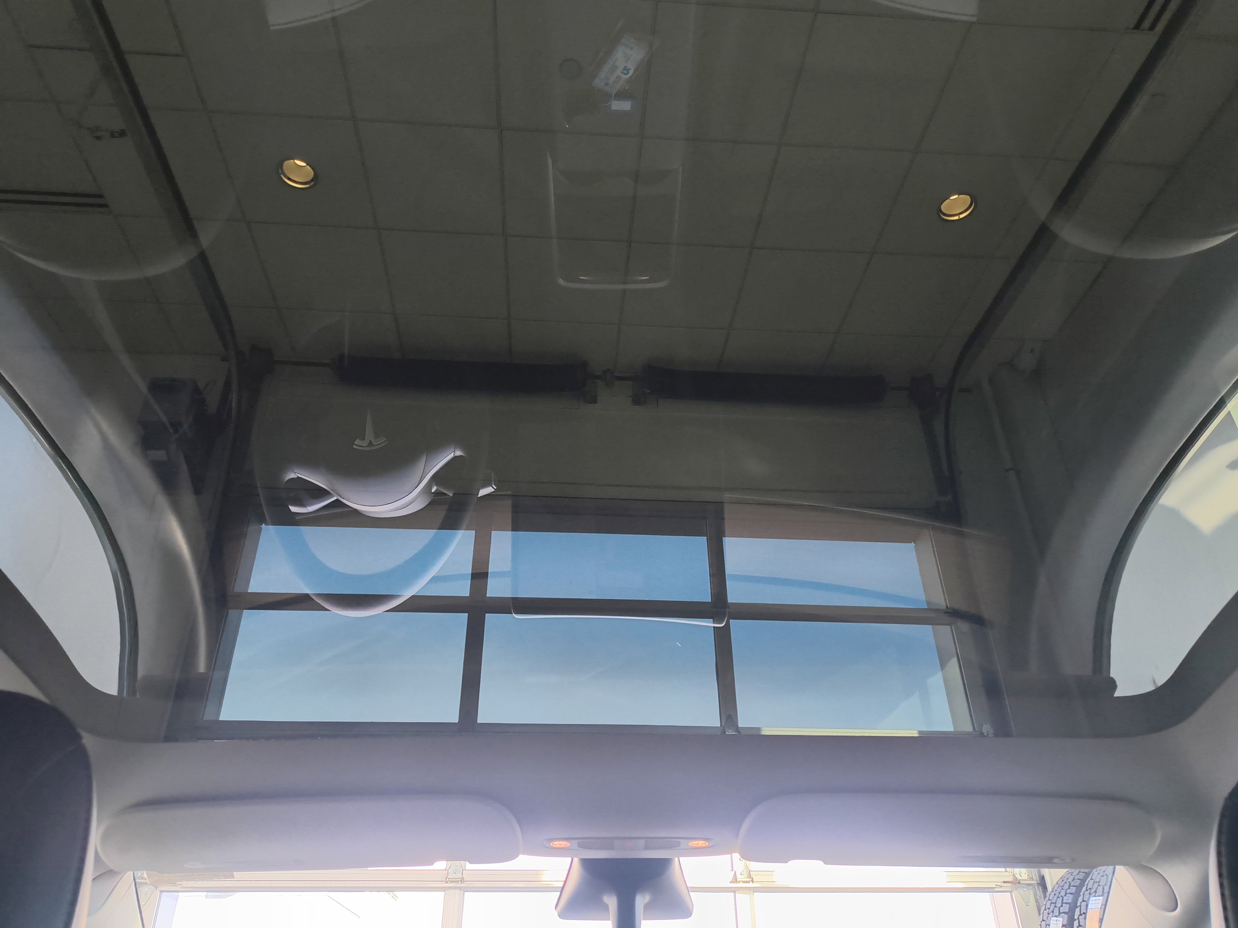 Used 2021 Tesla Model Y Long Range image 16